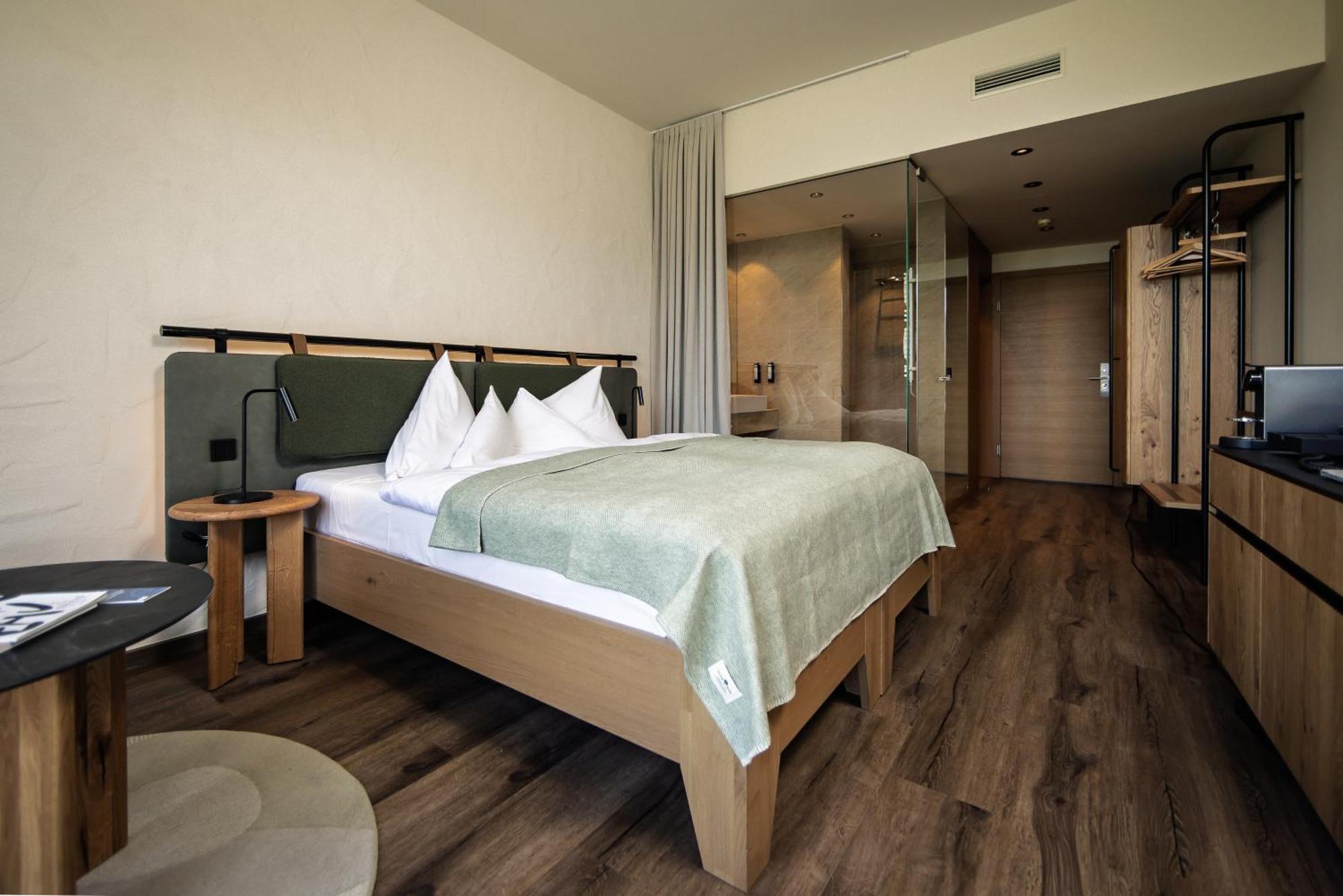 Double Room,1772083021:JPEG